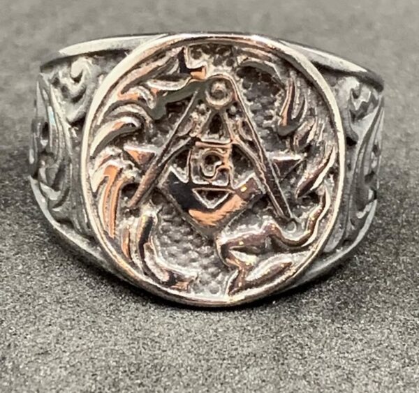 Masonic Square and Compass Ring - Image 16