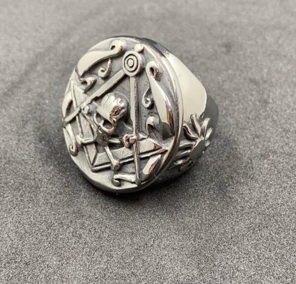 Masonic Square and Compass Ring - Image 6